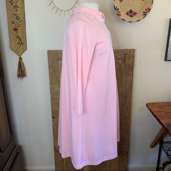 Vintage handmade nightgown and robe set - Picture 9 of 13